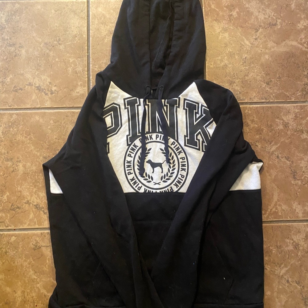 victoria’s secret pink black & white hoodie